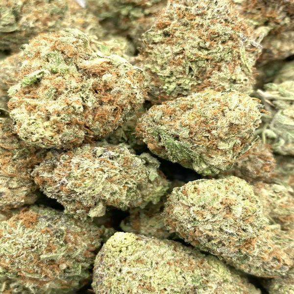 IMG_E0187-1.webp Frosted Cherry Cookies Strain